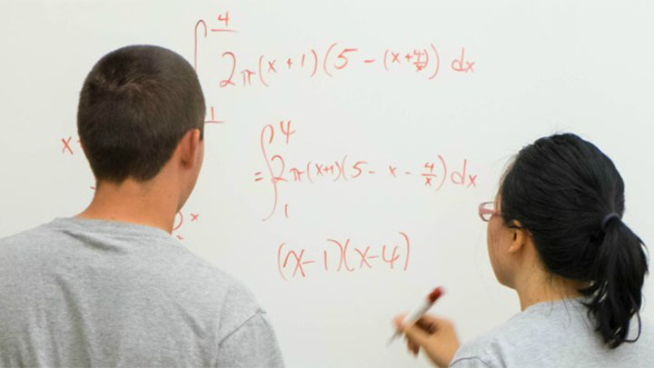 PLU students in a Math Lab