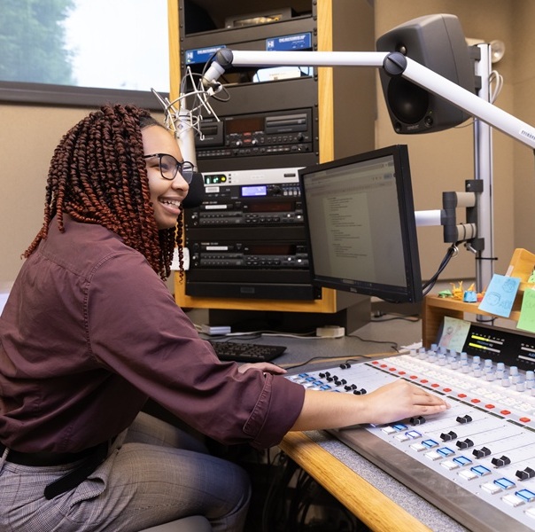 Zari Warden works in the student ran Lute Air Student Radio (LASR),