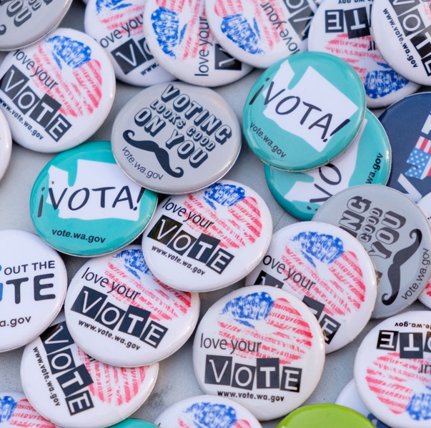 Buttons to encourage people to vote