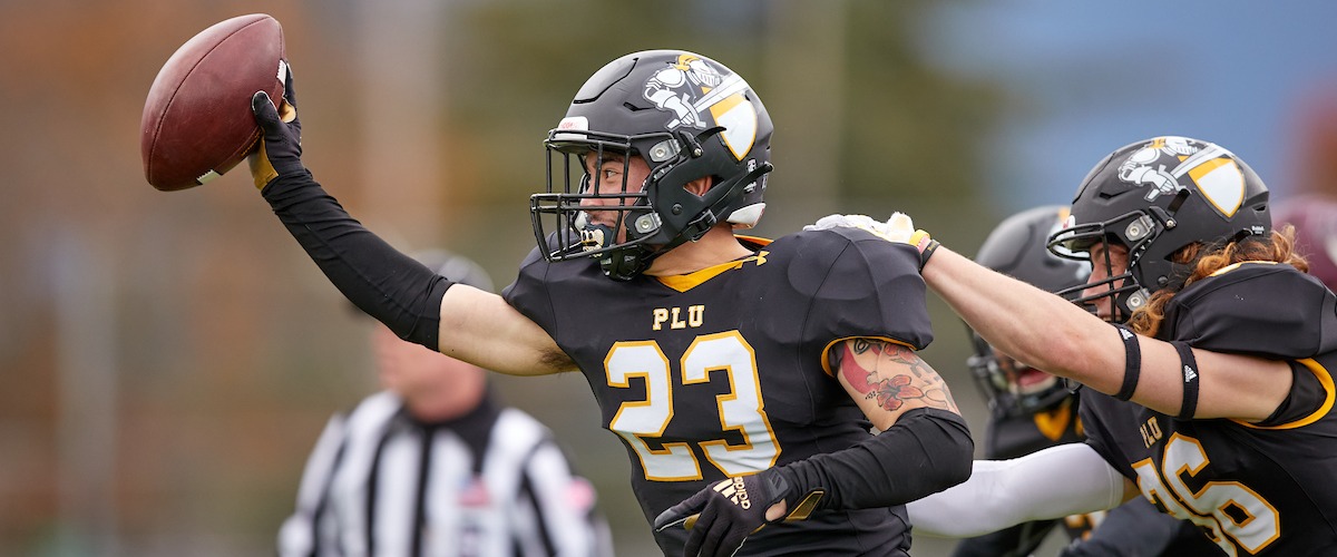Football Advancement PLU