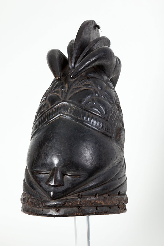 Sowei mask 3-front-tilt