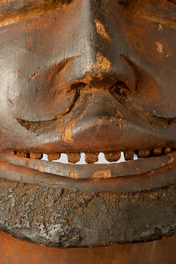 makonde-mask-1-front-closeup