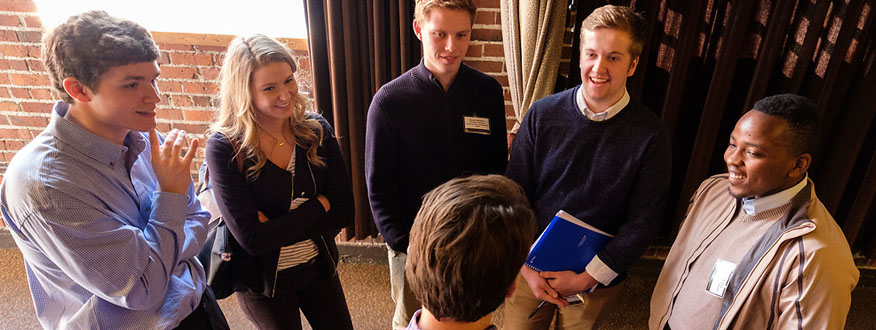 Career Trek Photo 876x330
