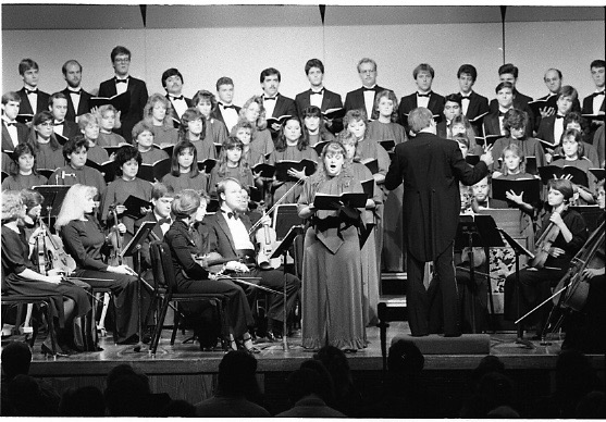 Choir of the West performing (1987)