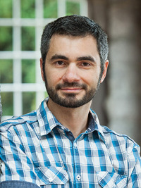 Dr. Ara Norenzayan