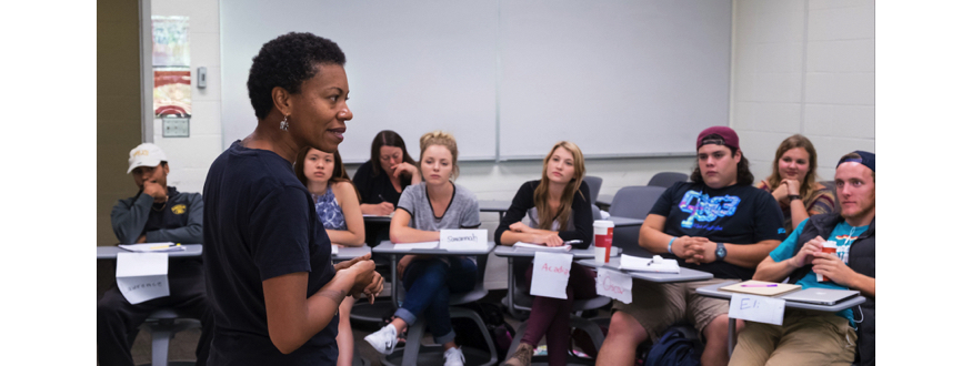 anastacia-tolbert-in-the-classroom