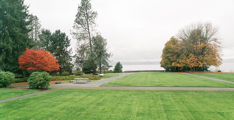 Dumas Bay Centre grounds