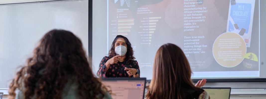 Prof. Ami Shaw's Global Studies class, Thursday, April 21, 2022, at PLU (PLU Photo/John Froschauer)