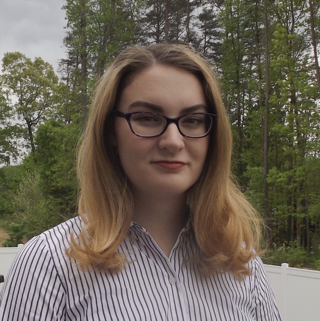 Lily Wade headshot
