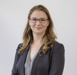 Headshot of Emma Luton, speaker for Money Matters & Mimosas event