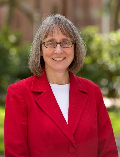 Professor Karen Travis teaches Econ 101: Principles of Microeconomics during the Fall 2017 term