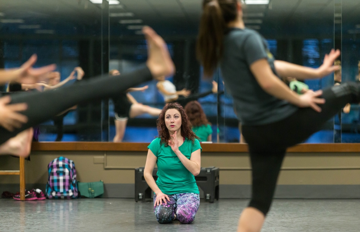 Dayna DeFilippiis leading students as a guest choreographer at PLU on Friday, March 4, 2016. (Photo: John Froschauer/PLU)