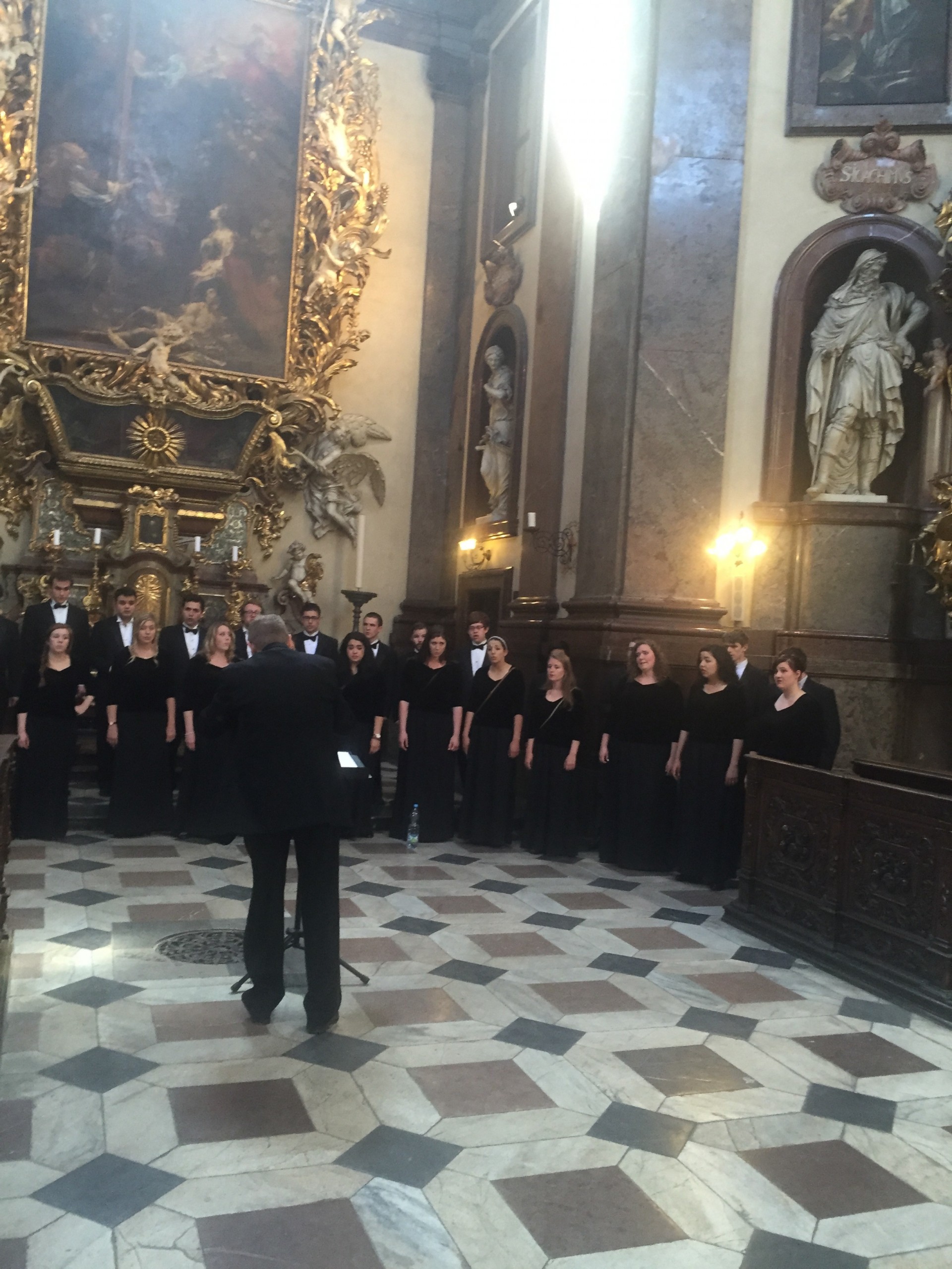The Choir sang in churches and venues in Stockholm, Copenhagen, Prague and the Brucknerhaus in Linz. They sang in Martin Luther’s home church in Wittenberg, Germany, as well as the Thomaskirche in Leipzig, where J.S. Bach worked for 37 years.