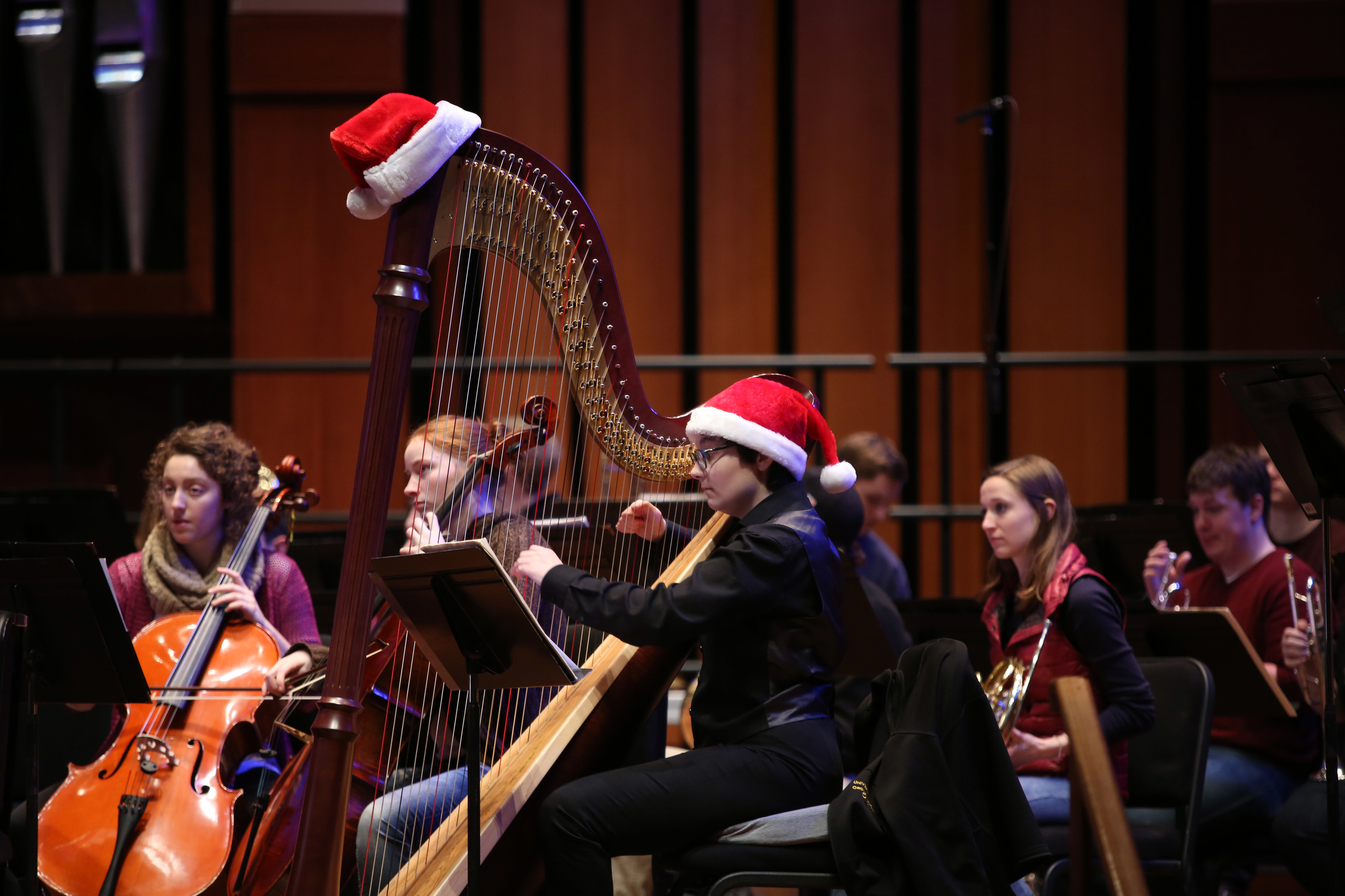 Students practicing at the PLU Christmas 2015, 