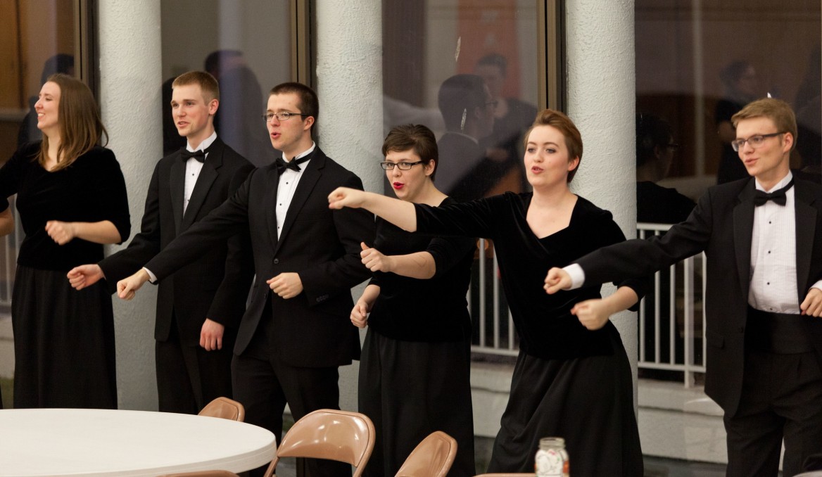 Students practicing at the PLU Christmas 2015, 