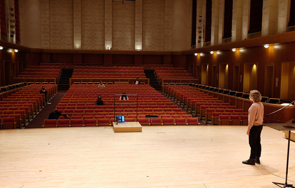 Student Jackson Wray sings during a socially distant vocal seminar in Lagerquist Hall.