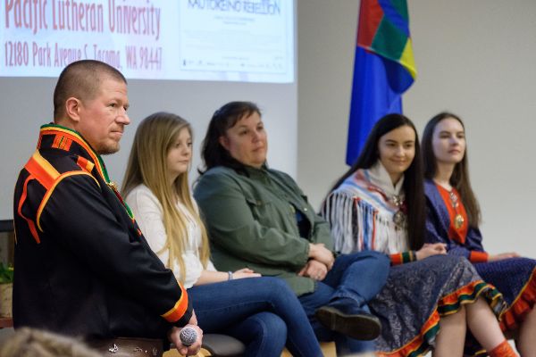 Collaborative learning with and from Indigenous peoples is central to NAIS. Here a student and alumni panel is discussing Sámi film, moderated by Professor Storfjell.