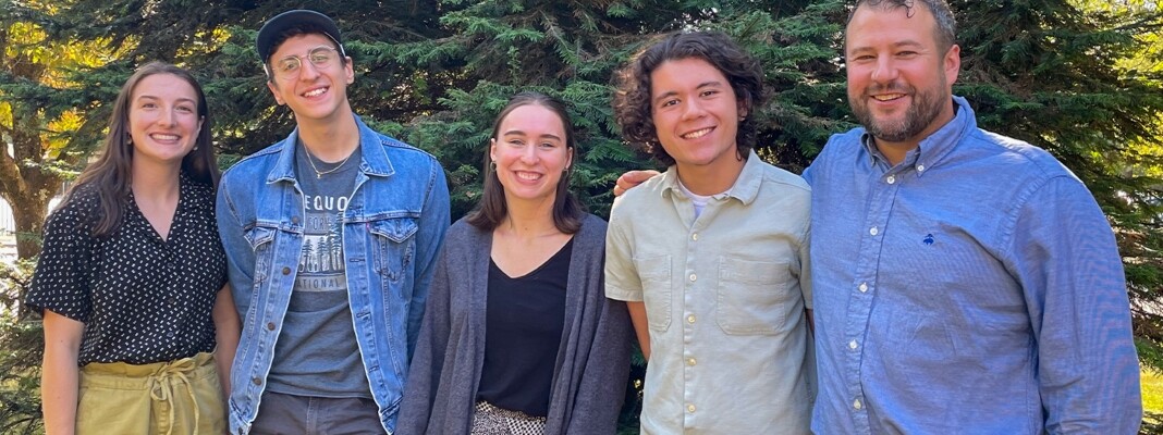 students with Dr. Lowell Wyse