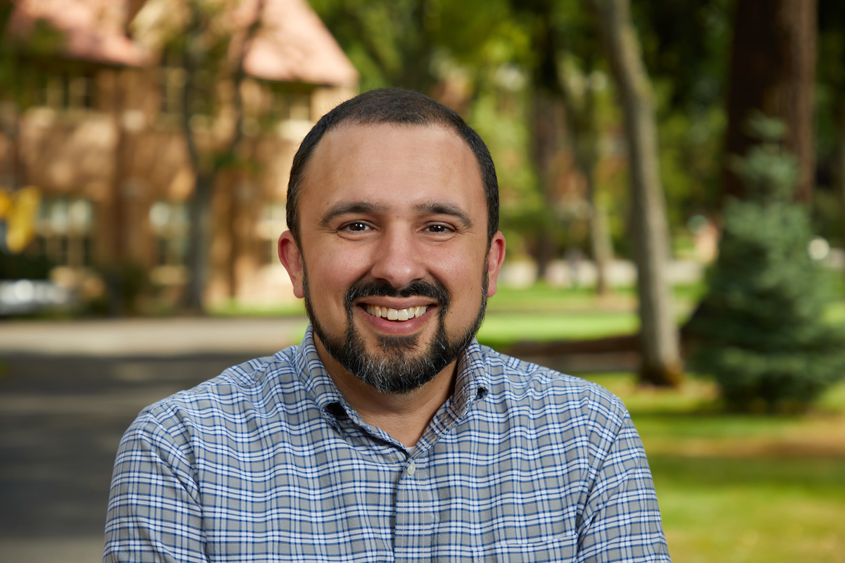 Physics professor Sean O'Neill