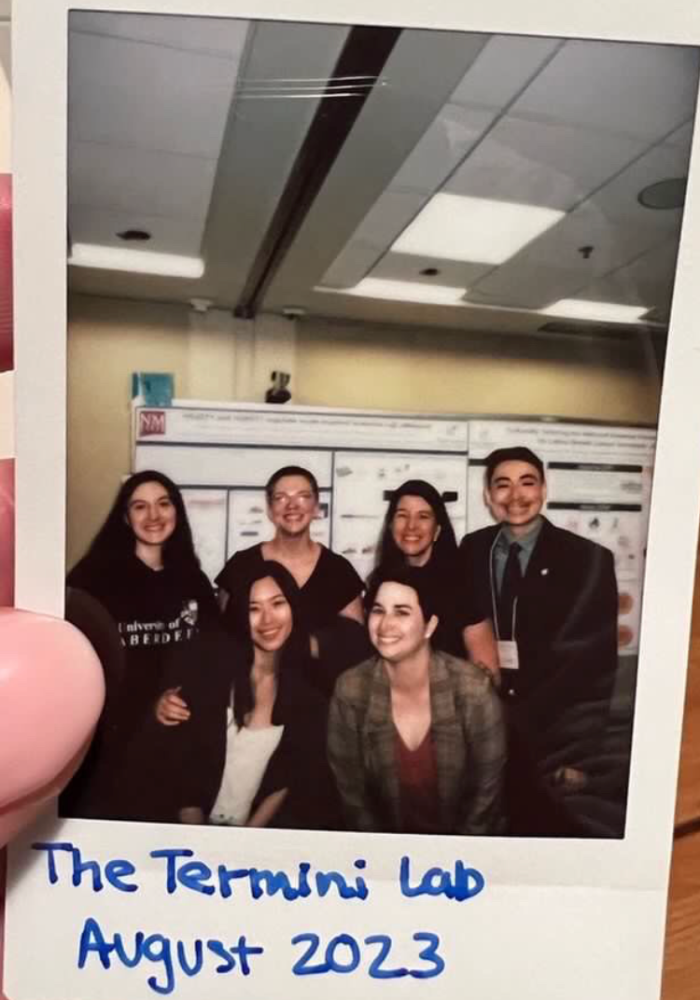 Margaret and other interns in lab.