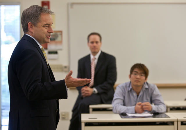 Governor Sean Parnell '84 talking to a class of students