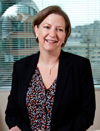 Dr. Jennifer Specht