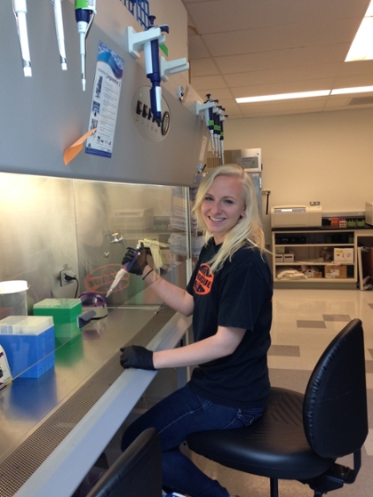 Rachael Nelson ’15 found her summer internship at the Fred Hutchinson Cancer Research Center by trolling the flyers in PLU’s Rieke Science Center. (Photo provided by Rachael Nelson)