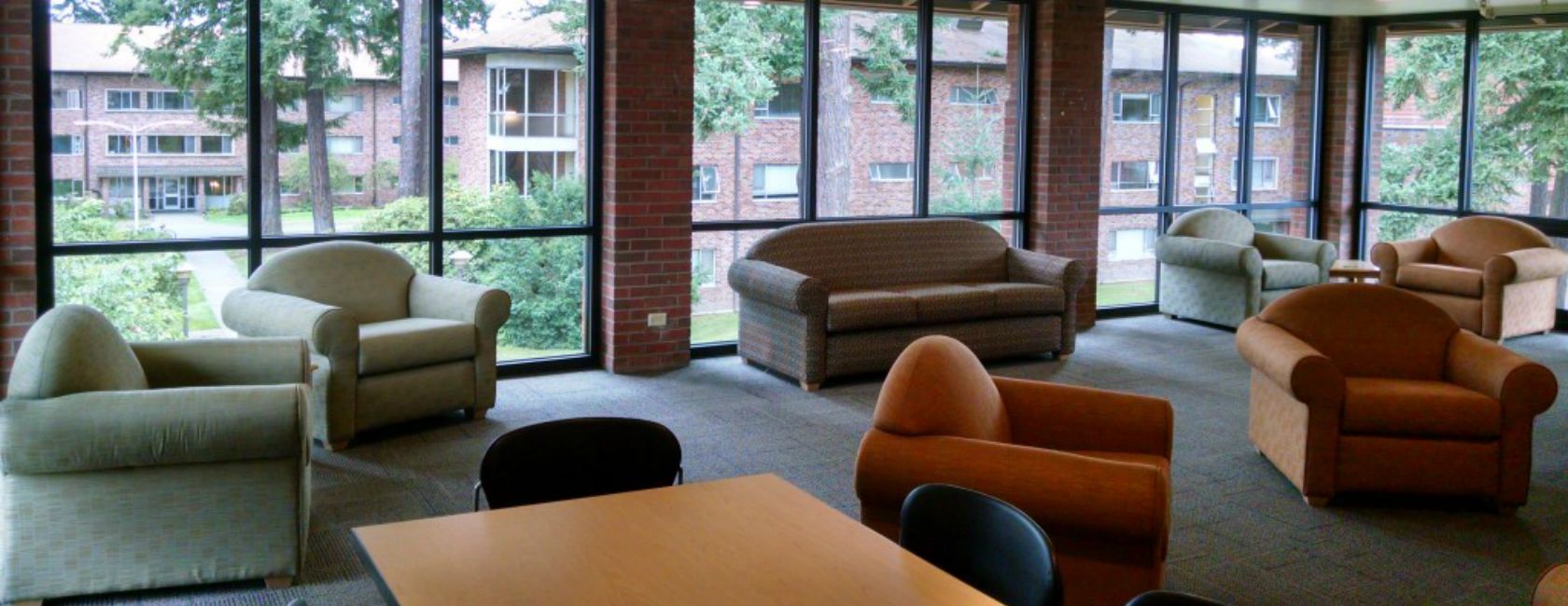 New furniture fills Ordal Hall's third-floor lounge.