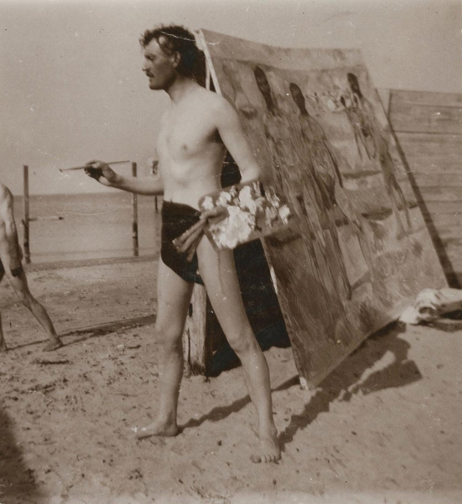 Edvard Munch painting on the beach at Warnemünde, 1907 (detail). © Munch Museum, Oslo.