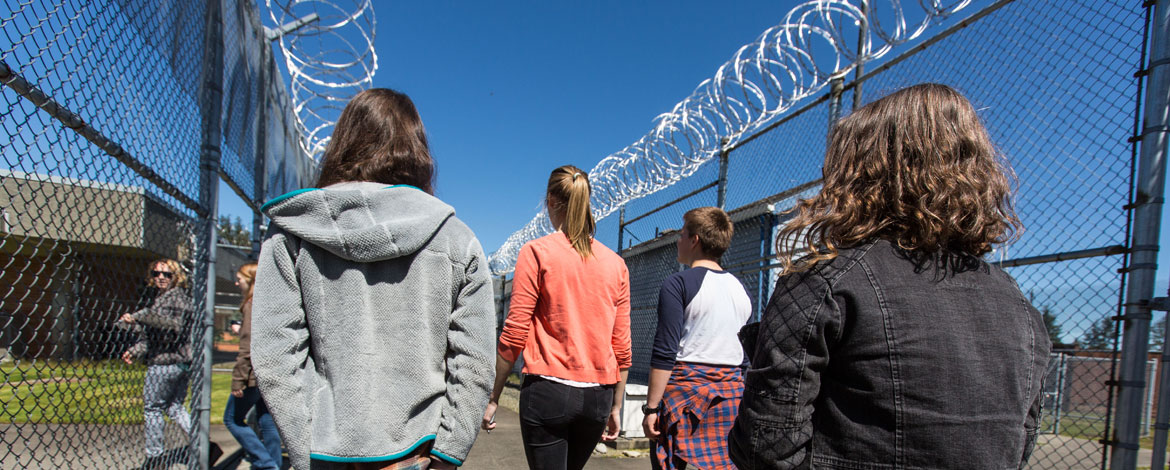 Lutes make their way to a classroom at the Washington Corrections Center for Women in Gig Harbor on April 21, 2017. (Photo by John Froschauer/PLU)