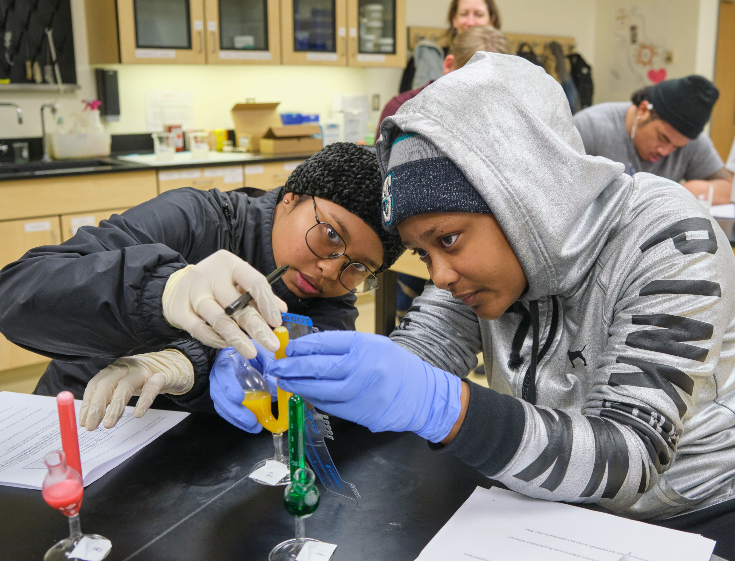 Shannon Seidel's biology class where the students are recording fermentation, Thursday, Nov. 7, 2019 at PLU. (Photo/John Froschauer)