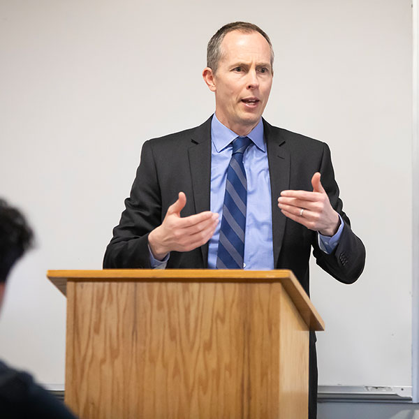 Longtime Washington state politics reporter Austin Jenkins visited a political science class to discuss state and local government.