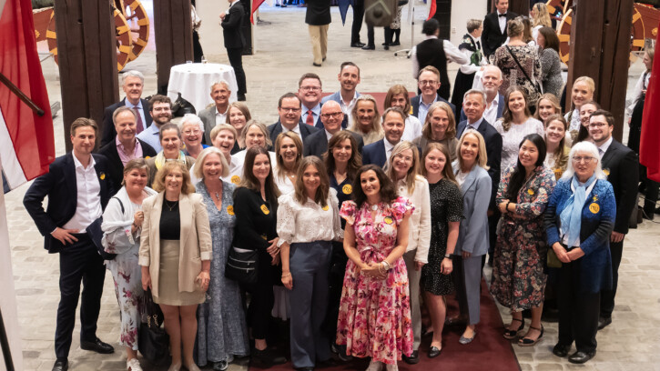 A group of PLU alumni in Norway pose for a group photo.