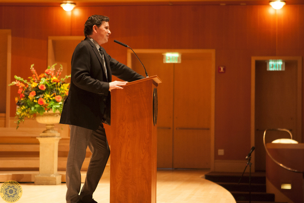 Screen Shot 2016-05-14 at 5.33.24 PM photo of Dr Darren Dochuk presenting the Harstad lecture