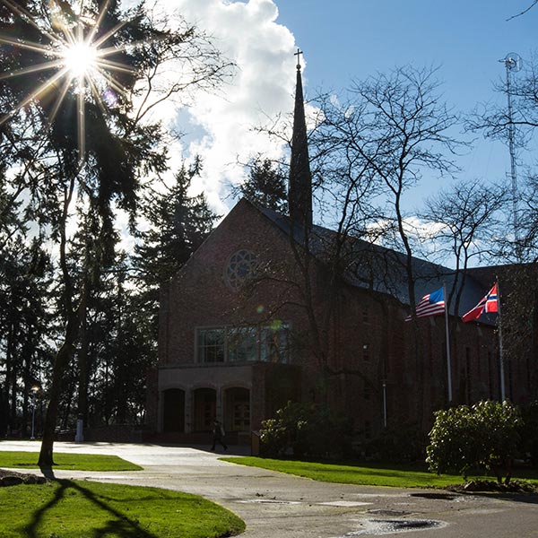 Warm sunny winter day at PLU