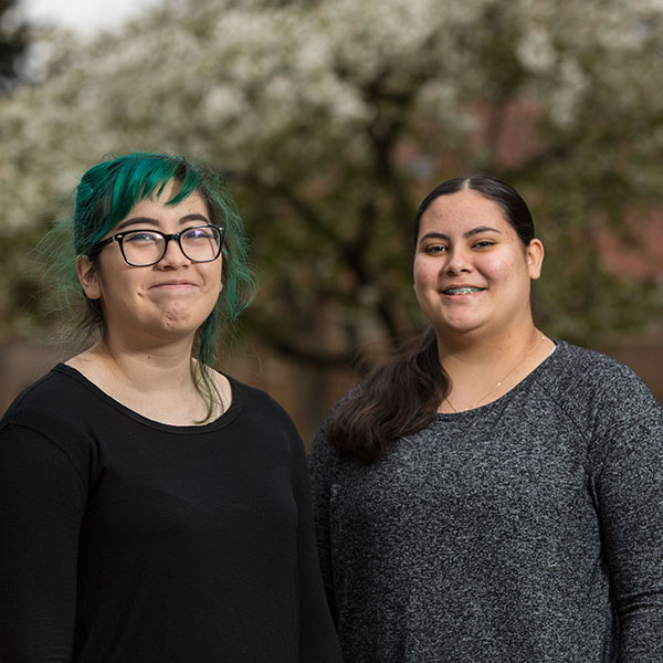 Cristina Flores ’19 (left) and Sharlene Rojas Apodaca ’21 (right)