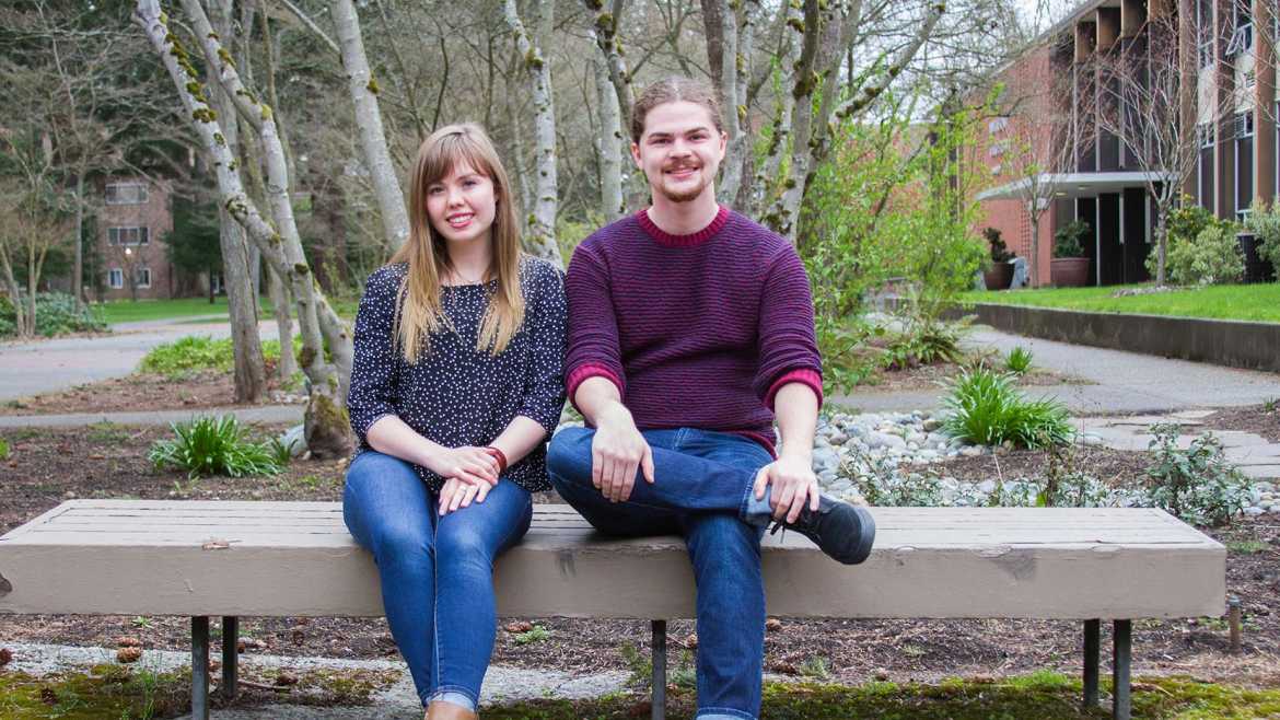 Peace Scholars Cate Rush ’19 and Austin Beiermann ’18