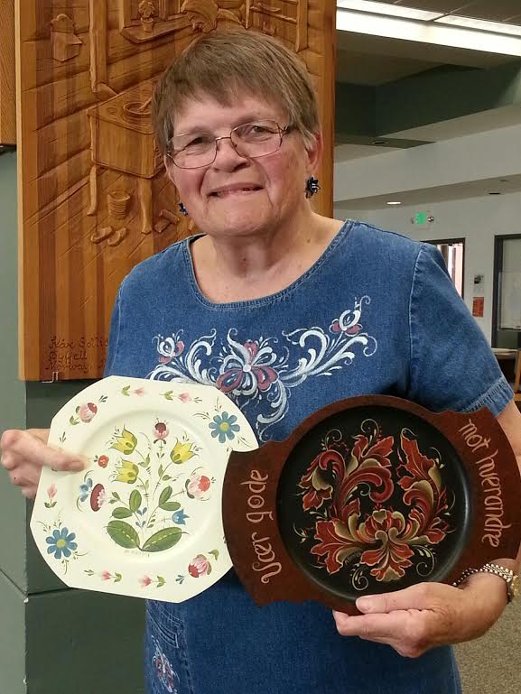 5e9c2e33-597e-4cf1-8d66-03882098fc96 Rosemaling teacher Marilyn Hansen