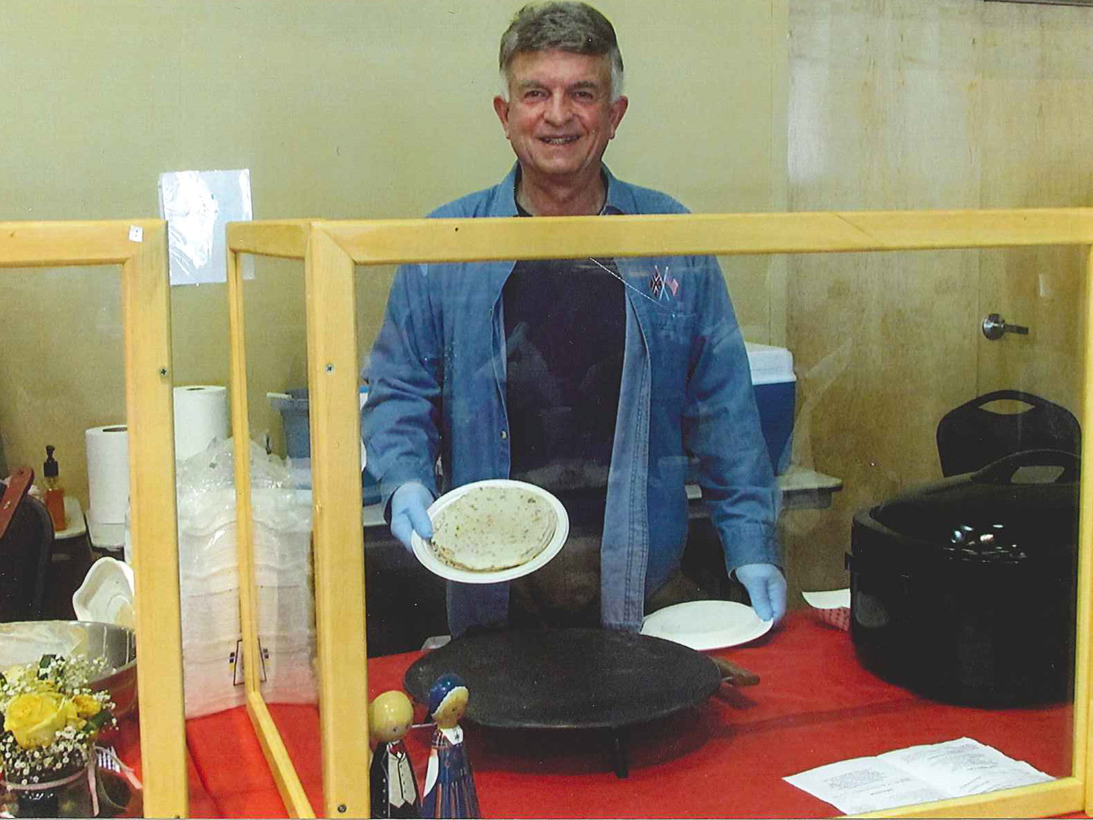 Norwegian Heritage Festival - a man cooking