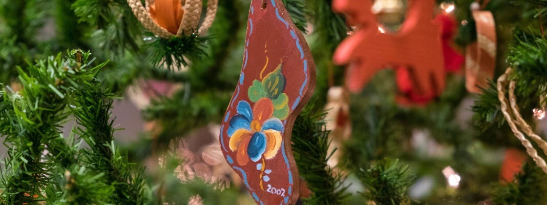Lucia tree ornaments